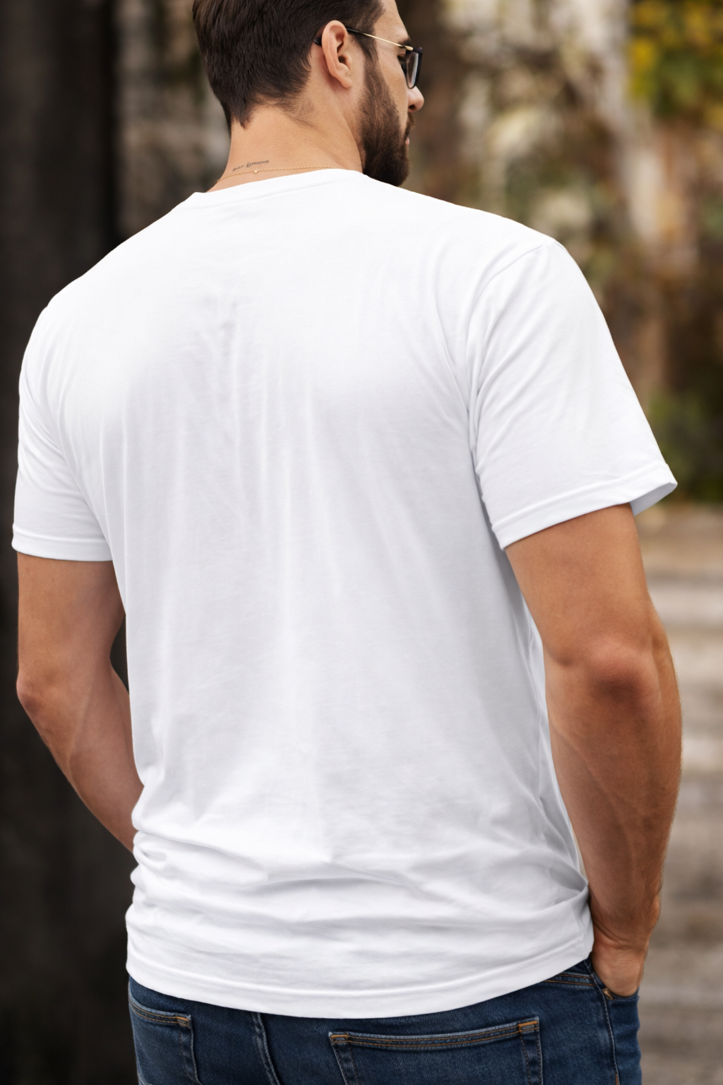 NOTHING WORTH COMES EASY. Male Classic Crew T-Shirt